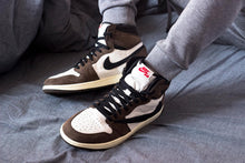 Load image into Gallery viewer, Travis Scott 1&#39;s